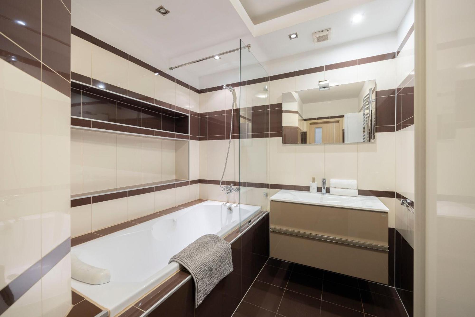 Exclusive Central Suite With Balcony By Prestige Homes 부다페스트 외부 사진